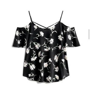 Black and White Floral Off the Shoulder Top XXL